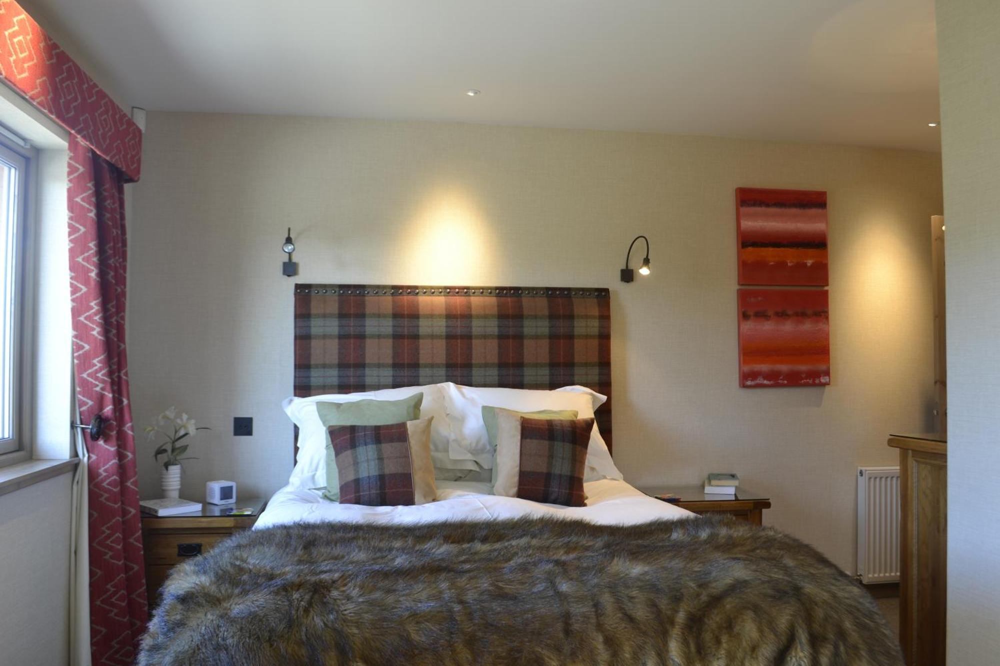 Ness Castle Lodges Inverness Exterior foto
