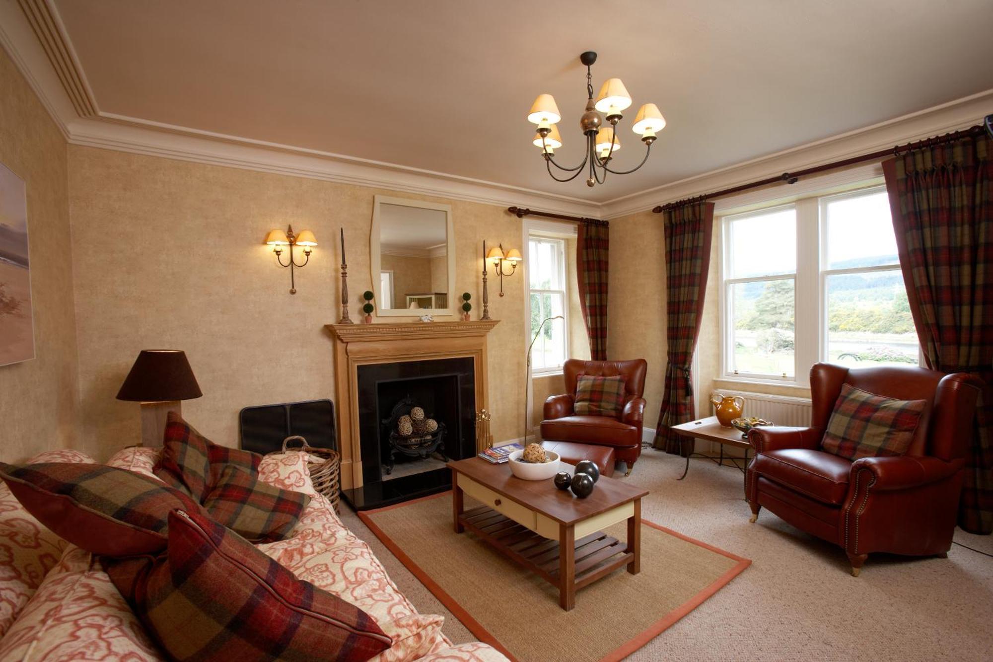Ness Castle Lodges Inverness Exterior foto