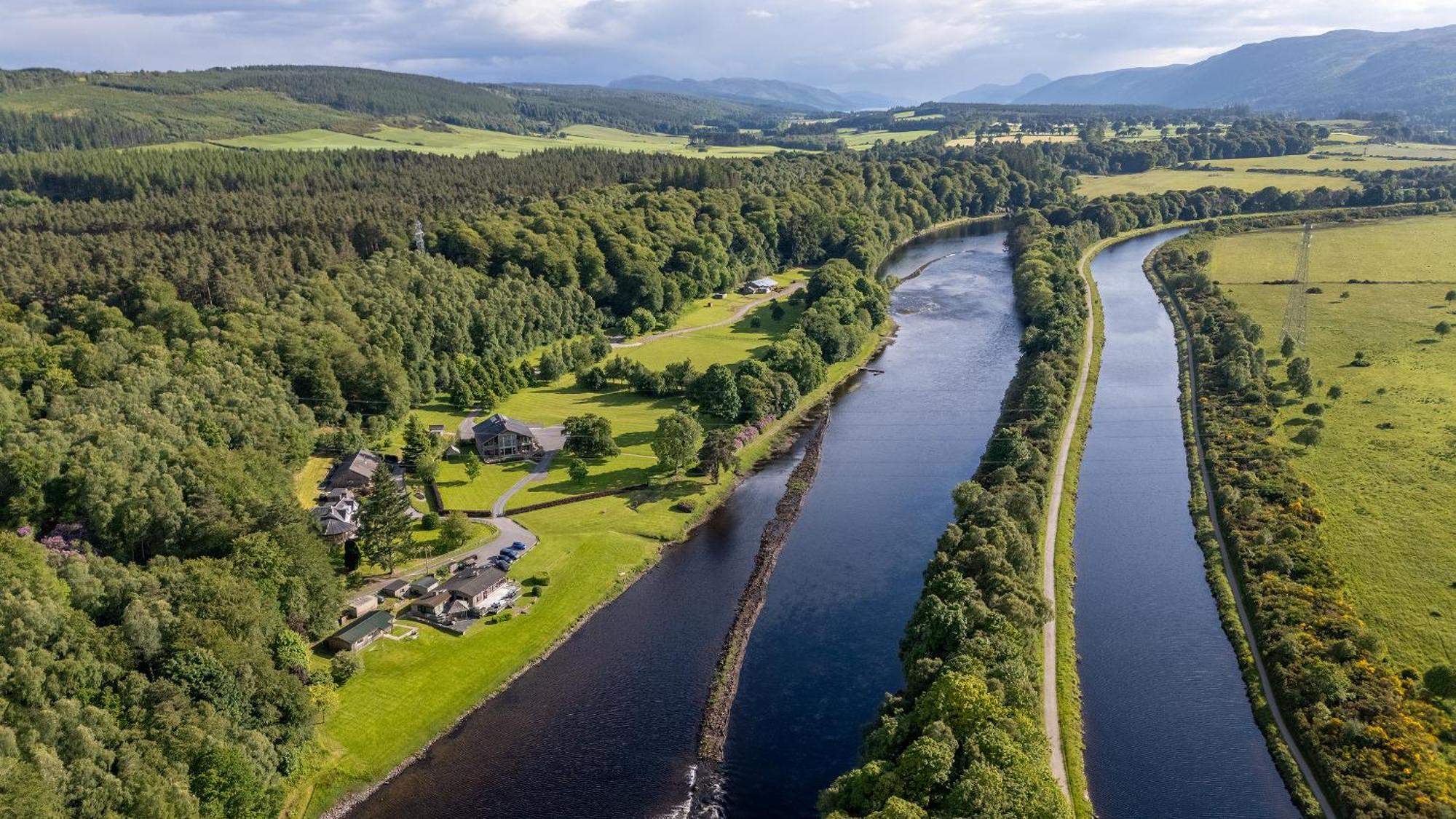 Ness Castle Lodges Inverness Exterior foto